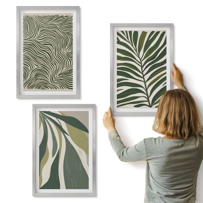 Galeria ścienna 3-częściowy komplet obrazów w srebrnych ramach - Wzory liści i faliste linie w odcieniach zieleni - ArtPrintCave