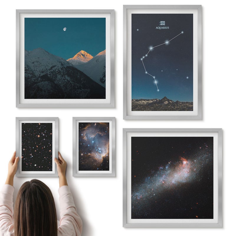 Galeria ścienna 5-częściowy komplet obrazów w srebrnych ramach - Kosmiczne pejzaże galaktyk i konstelacji nocnego nieba - ArtPrintCave
