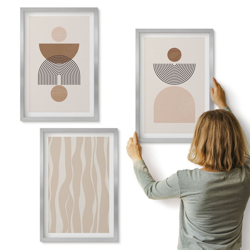 Galeria ścienna 3-częściowy komplet obrazów w srebrnych ramach - Abstrakcyjne kształty w odcieniach brązu i beżu - ArtPrintCave