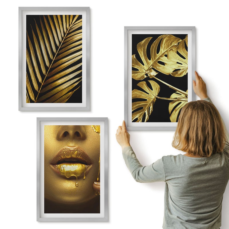 Galeria ścienna 3-częściowy komplet obrazów w srebrnych ramach - Liście palmowe twarz kobiety liście monstery - ArtPrintCave