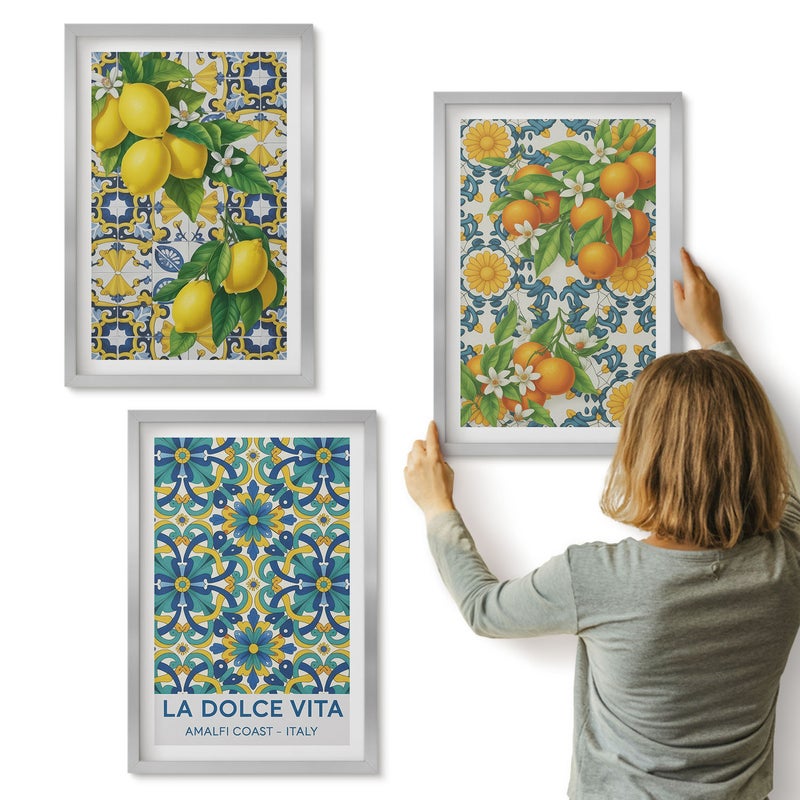 Galeria ścienna 3-częściowy komplet obrazów w srebrnych ramach - Cytryny kwiaty i pomarańcze w stylu włoskim - ArtPrintCave