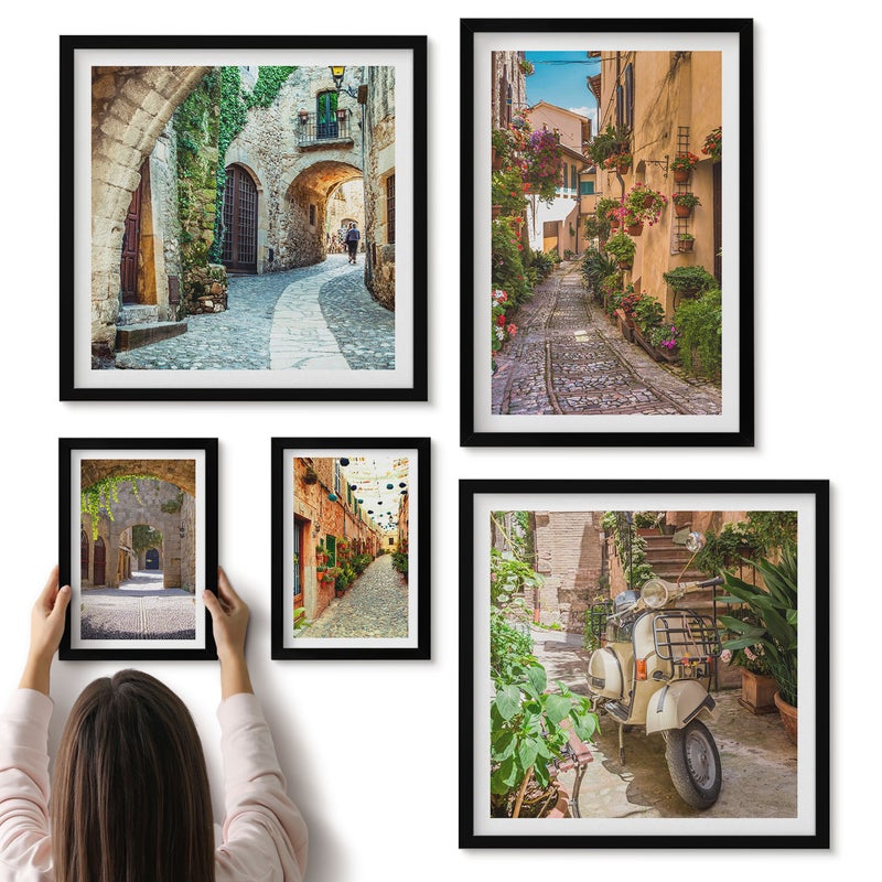 Galeria ścienna 5-częściowy komplet obrazów w czarnych ramach - Urokliwe uliczki z kwiatami w stylu włoskim i śródziemnomorskim - ArtPrintCave