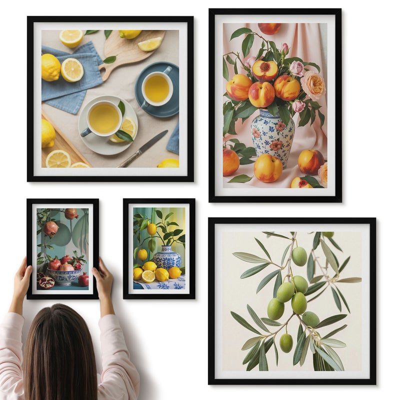 Galeria ścienna 5-częściowy komplet obrazów w czarnych ramach - Owoce i kwiaty w stylu rustykalnym na dekorację wnętrz - ArtPrintCave