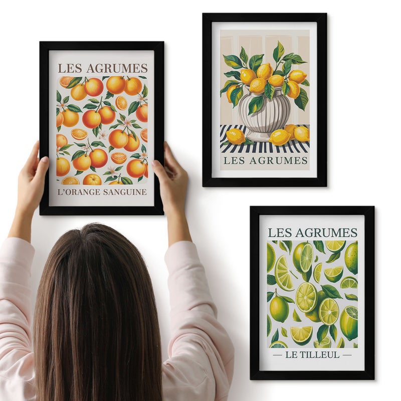 Galeria ścienna 3-częściowy komplet obrazów w czarnych ramach - Cytrusy w różnych odsłonach kolorowych i świeżych - ArtPrintCave
