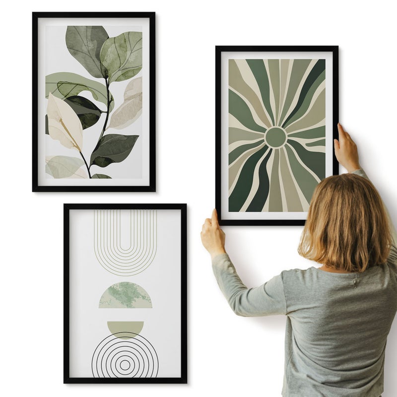 Galeria ścienna 3-częściowy komplet obrazów w czarnych ramach - Roślinne motywy z geometrycznymi kształtami w zieleni - ArtPrintCave