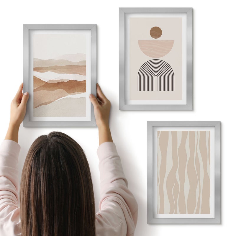 Galeria ścienna 3-częściowy komplet obrazów w srebrnych ramach - Abstrakcyjny pejzaż kształty natury i geometria - ArtPrintCave