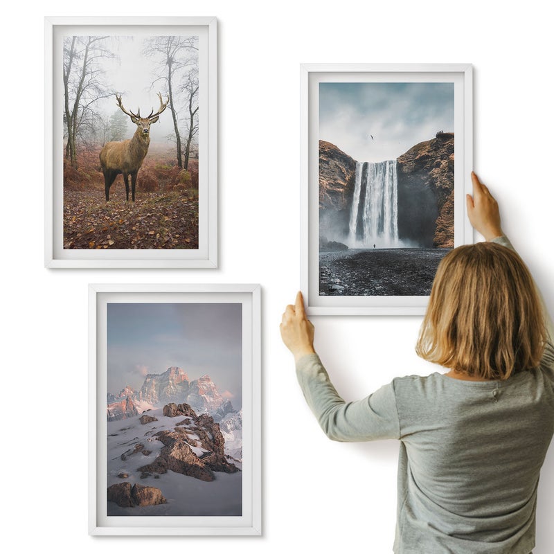 Galeria ścienna 3-częściowy komplet obrazów w białych ramach - Naturalne dzikie krajobrazy góry jelenie i wodospady - ArtPrintCave