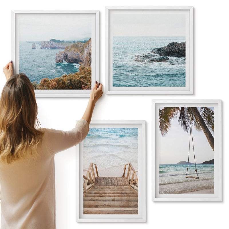 Galeria ścienna 4-częściowy komplet obrazów w białych ramach - Schody na plażę widok na morze i huśtawka na palmie - ArtPrintCave