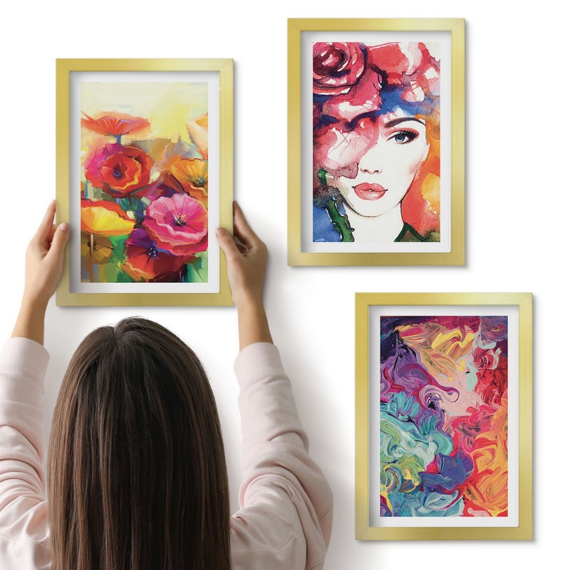 Galeria ścienna 3-częściowy komplet obrazów w złotych ramach - Kwiaty w intensywnych kolorach portret kobiety abstrakcja - ArtPrintCave