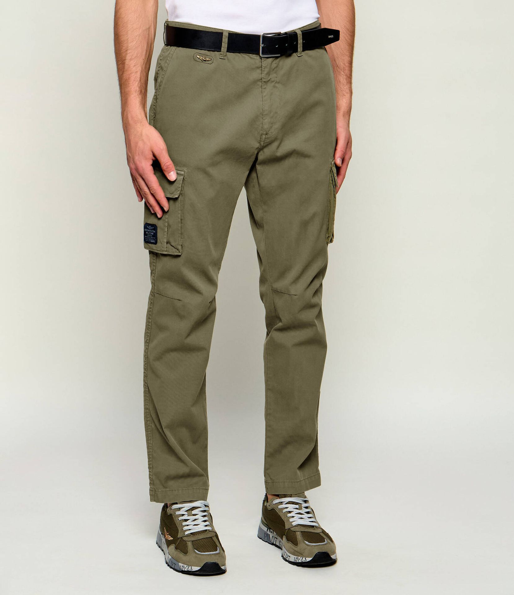 Aeronautica Militare Spodnie cargo Slim Fit