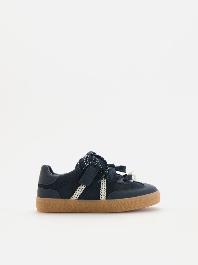 Reserved - Sneakersy z ozdobnymi detalami - granatowy