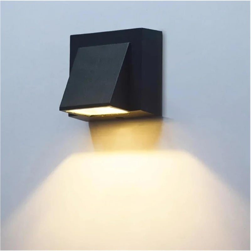 Zewnętrzna lampa ścienna, 1 sztuka, IP65, ciepłe białe światło 5 W, aluminiowa lampa zewnętrzna, odpowiednia do ogrodów, werand itp.