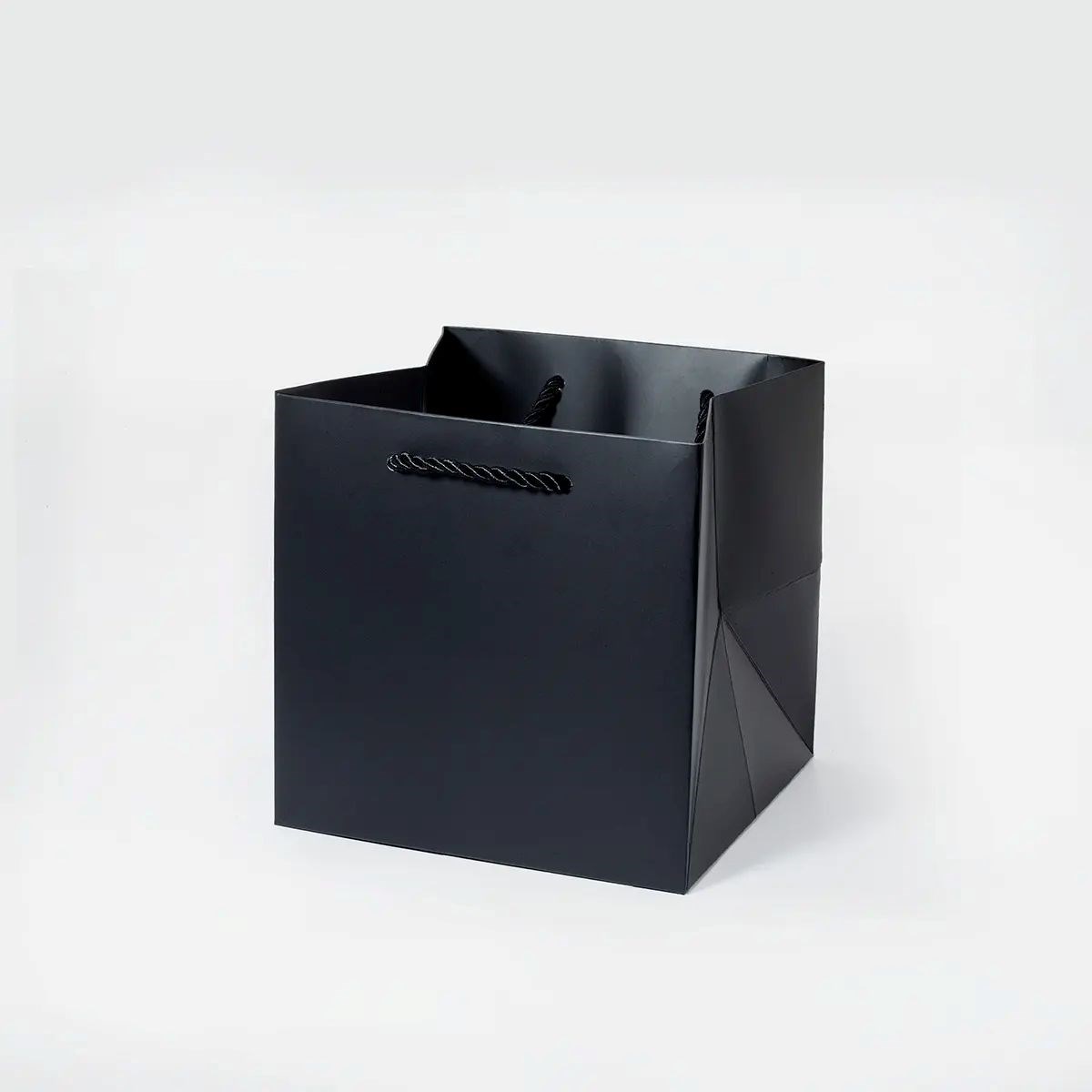 Torba Papierowa Czarna Ozdobna 165x165x165 Prezentowa