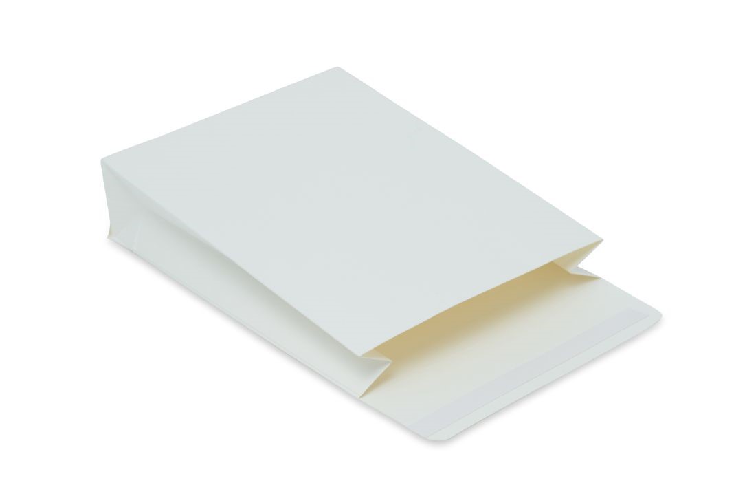 Koperta kartonowa samoprzylepna 170x230x50mm Biała 220g 10szt