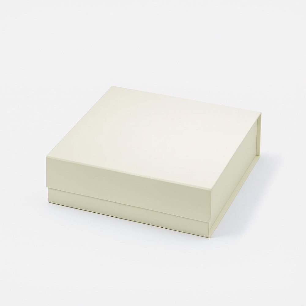 Pudełko magnetyczne Ivory A6 175x175x60 mm, opakowanie na prezent