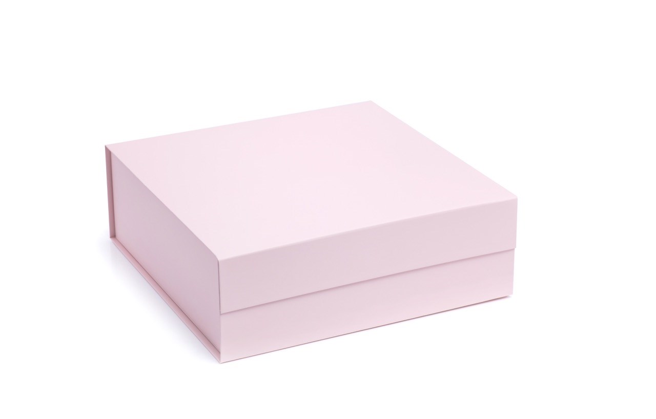 Pudełko magnetyczne A4 kwadratowe różowe 330x330x115 mm na prezent