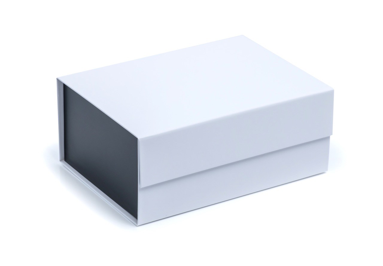 Pudełko Magnetyczne Biało-Czarne 235x170x100mm (zew.) A5 Na prezent