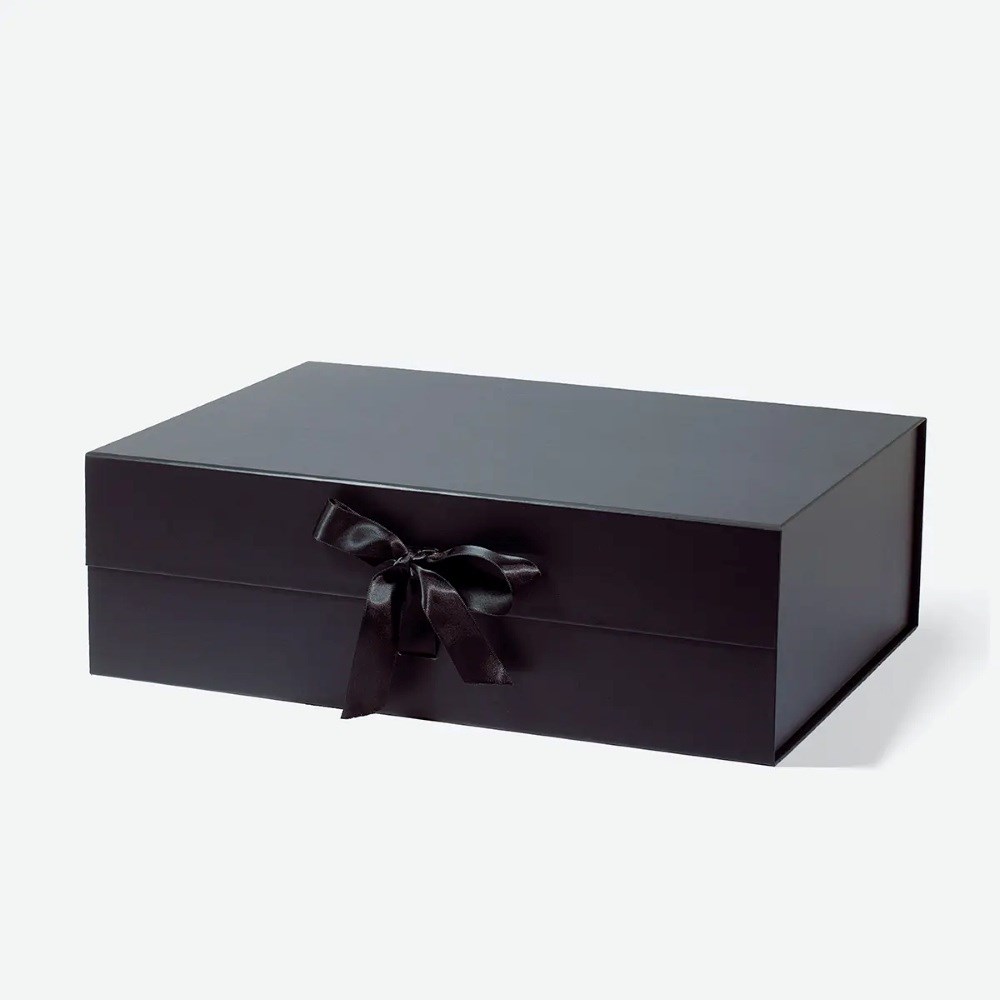 Pudełko Magnetyczne Czarne Z Wstążką A3 410x305x130mm(zew) Eleganckie