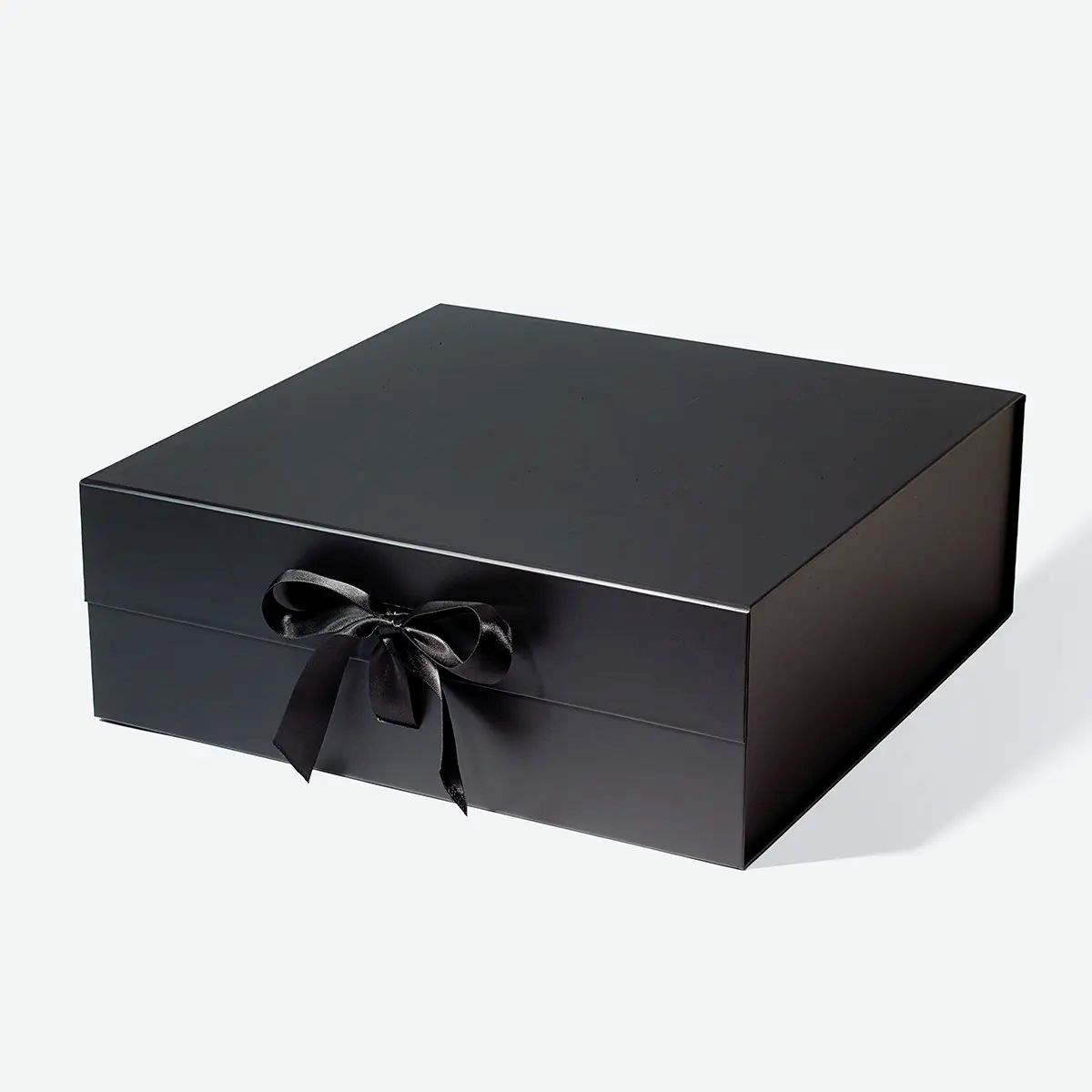 Pudełko Magnetyczne Czarne Z Wstążką L 350x350x125mm(zew) Na Prezent