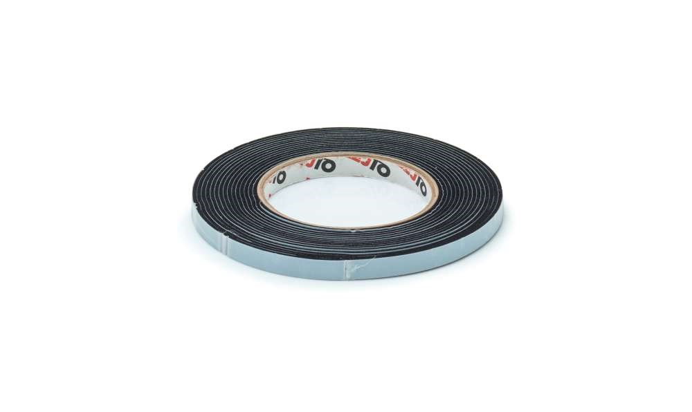 Taśma uszczelkowa EPDM piankowa samoprzylepna 2 mm x 10 mm x 5 m