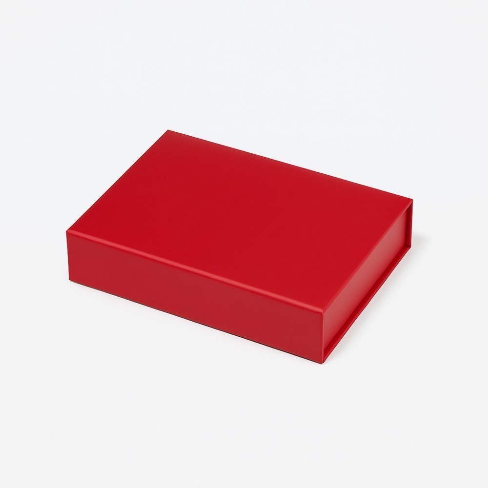 Małe czerwone pudełko magnetyczne 120x90x25 mm premium na prezent