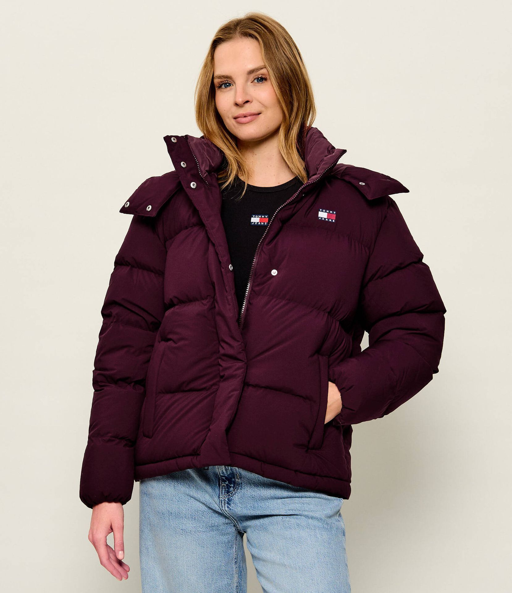 Tommy Jeans Puchowa kurtka Alaska Regular Fit