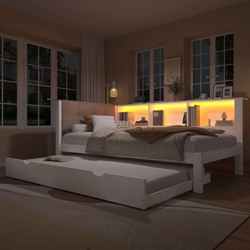 Łóżko dzienne 90x200 cm, lita sosna, wysuwane, ściemnialne oświetlenie LED, USB, półki boczne, białe