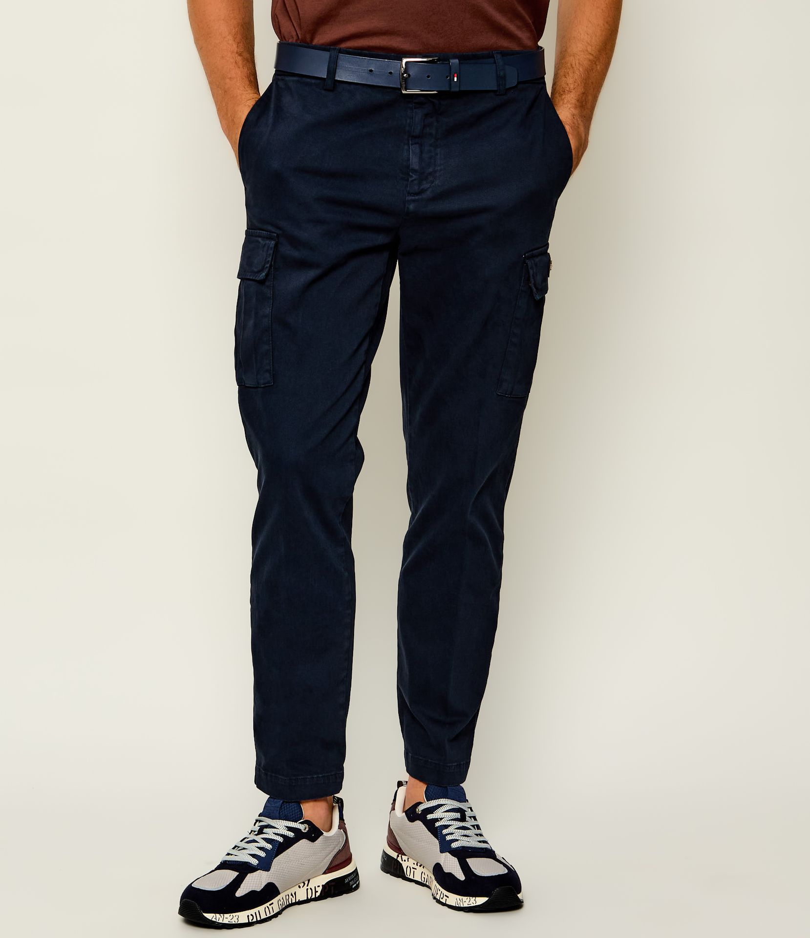 Aeronautica Militare Spodnie cargo Regular Fit