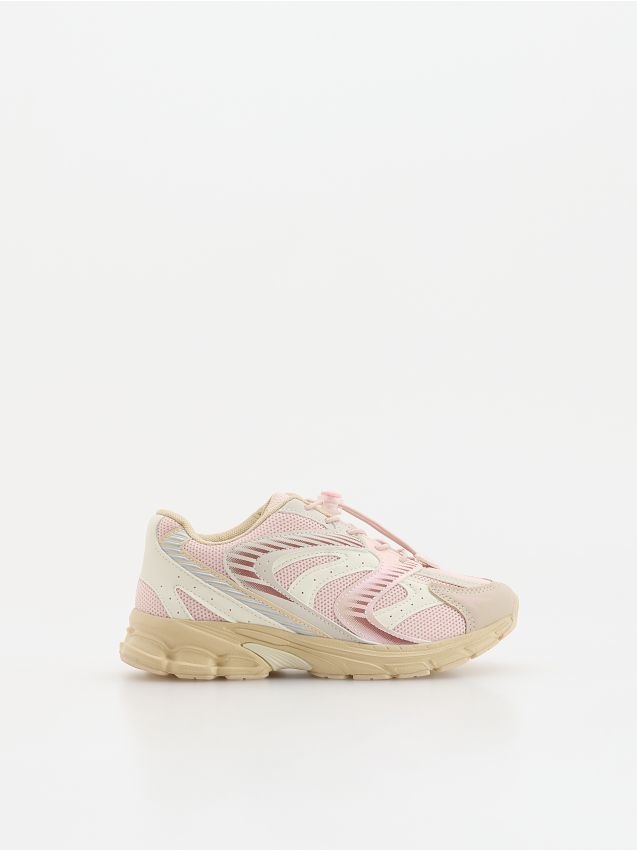 Reserved - Sportowe sneakersy - pastelowy róż