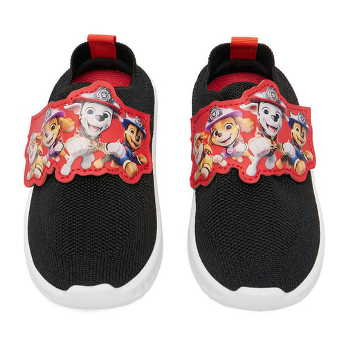 Sneakersy
