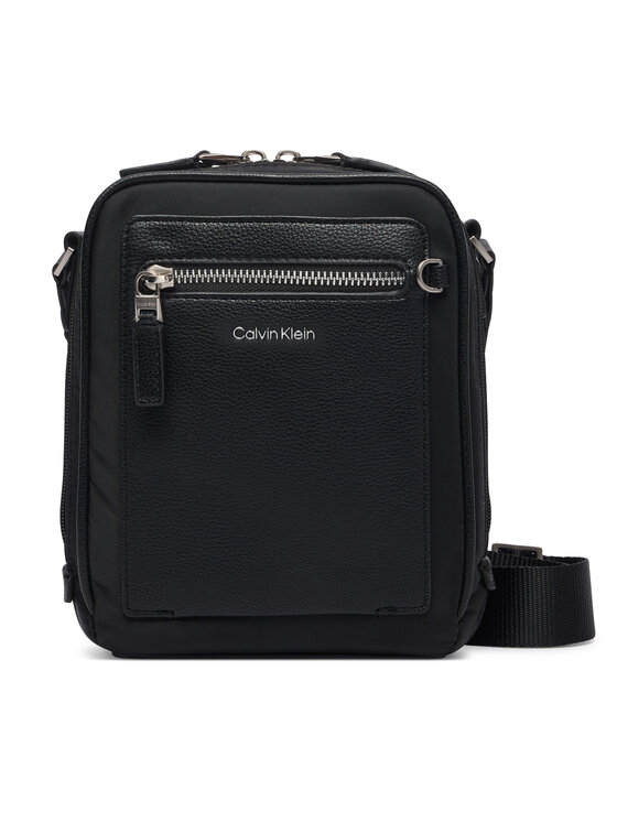 Calvin Klein Saszetka Ssnl Raised Logo Reporter LV04D3500G Czarny
