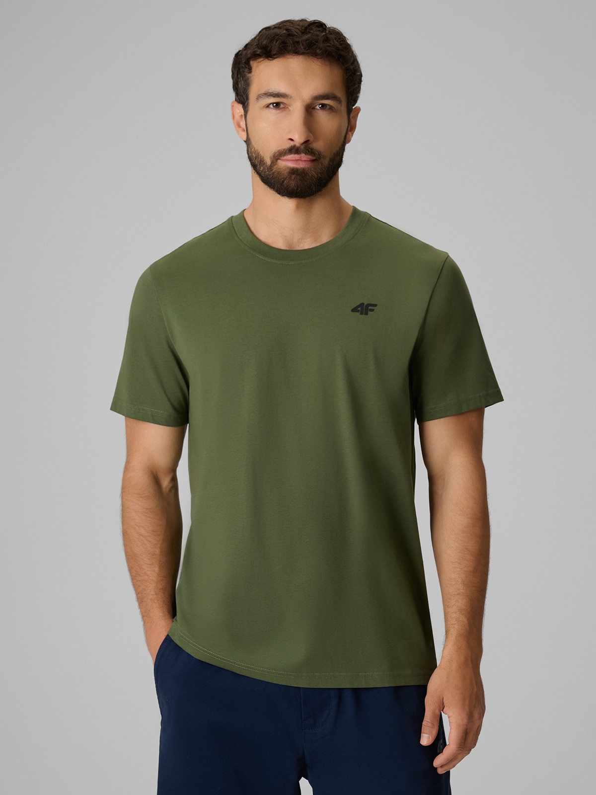 4F T-shirt regular gładki męski - oliwkowy XL