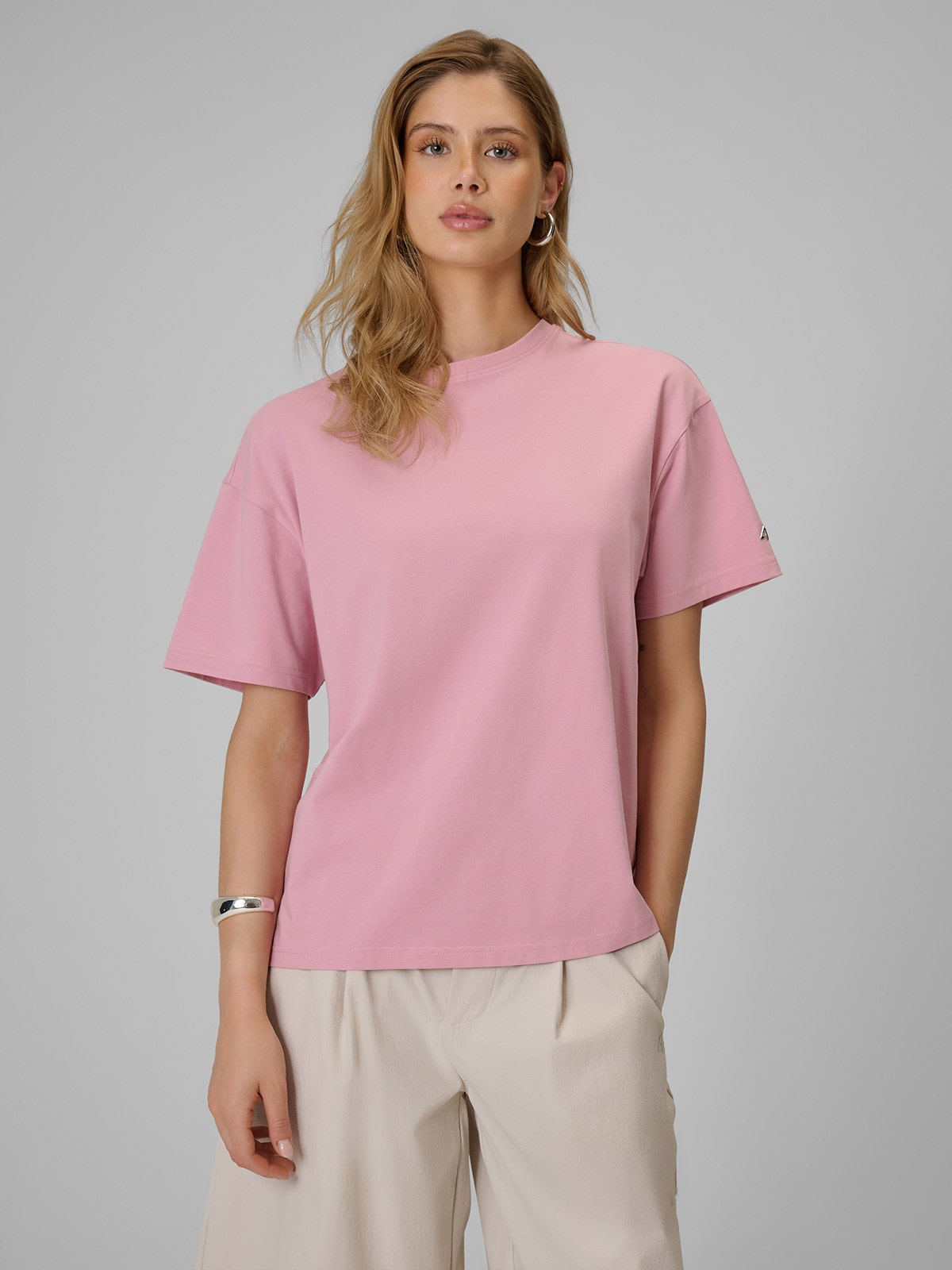 4F T-shirt loose gładki damski - różowy XS
