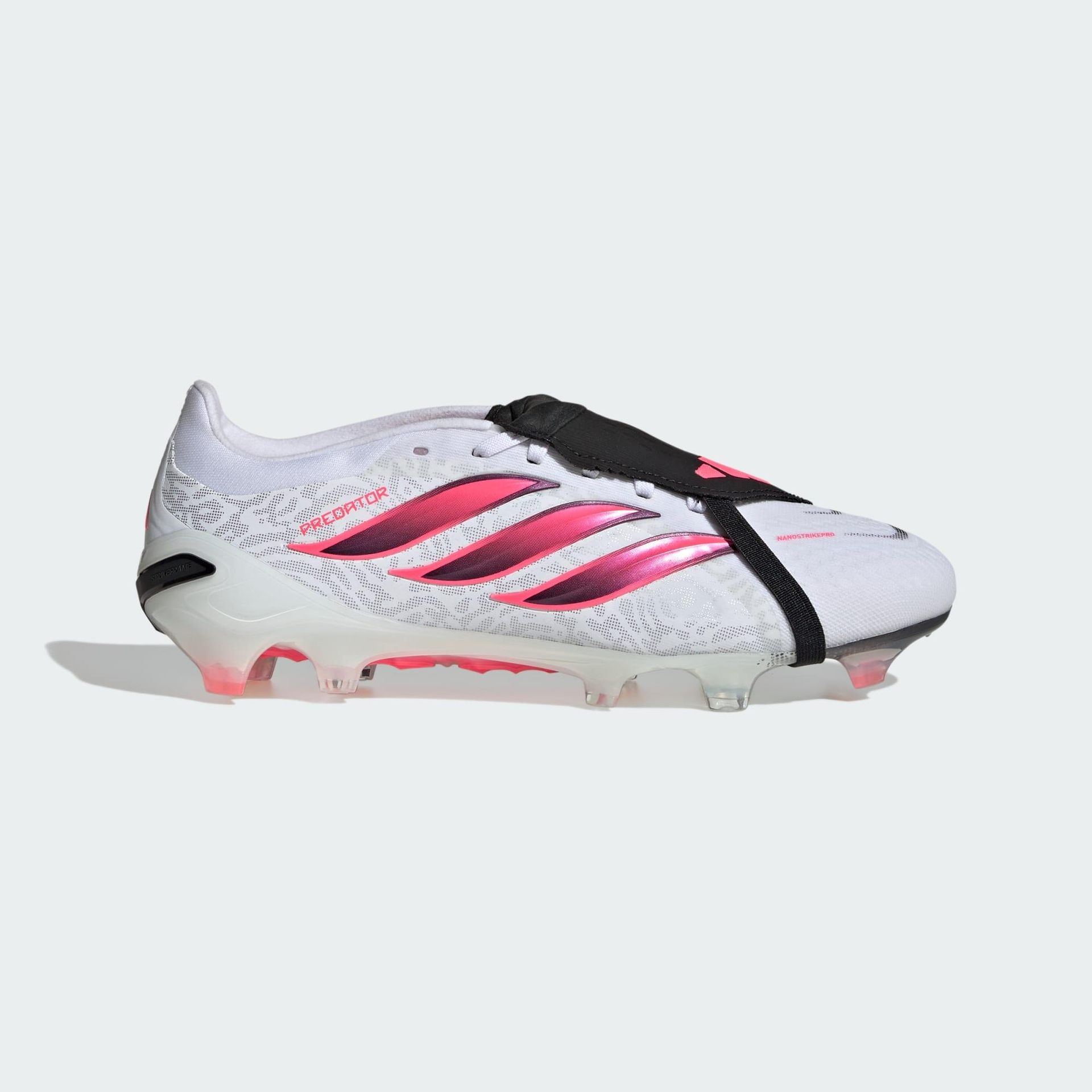 Buty piłkarskie na twardą nawierzchnię (FG) z wywijanym językiem Predator Pro