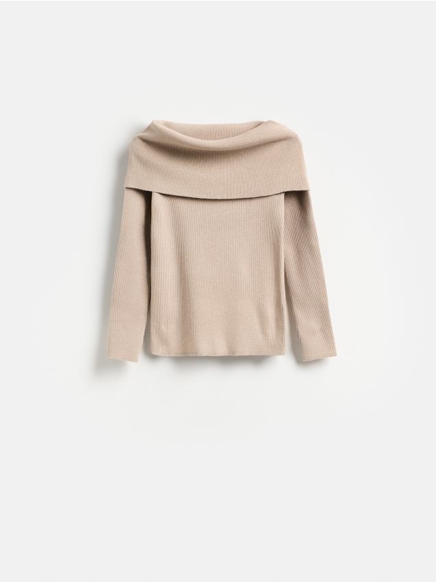 Reserved - Sweter z wykładanym kołnierzem - beżowy