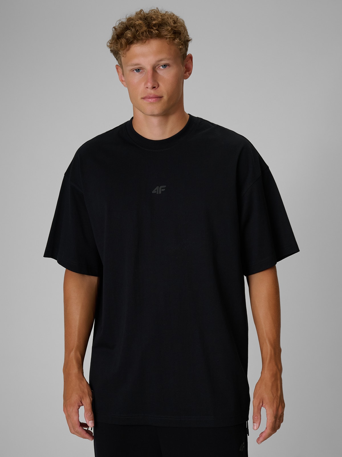 4F Fornal Size: T-shirt z nadrukiem 4F Tomasz Fornal - czarny S