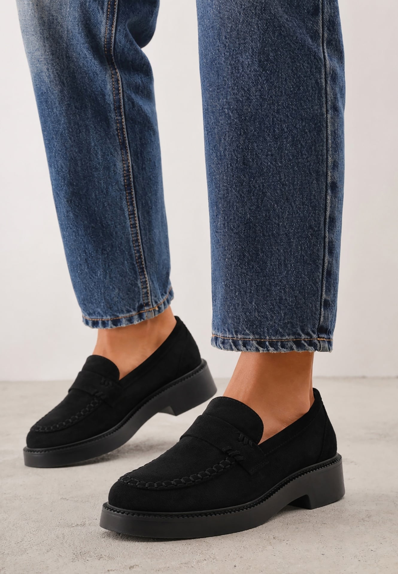 Czarne Klasyczne Mokasyny VICES z Przeszywaną Cholewką o Fakturze Zamszu Cholia
