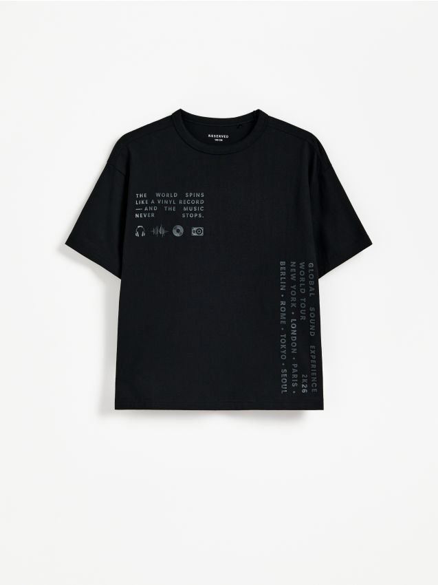 Reserved - Bawełniany t-shirt z aplikacją - czarny
