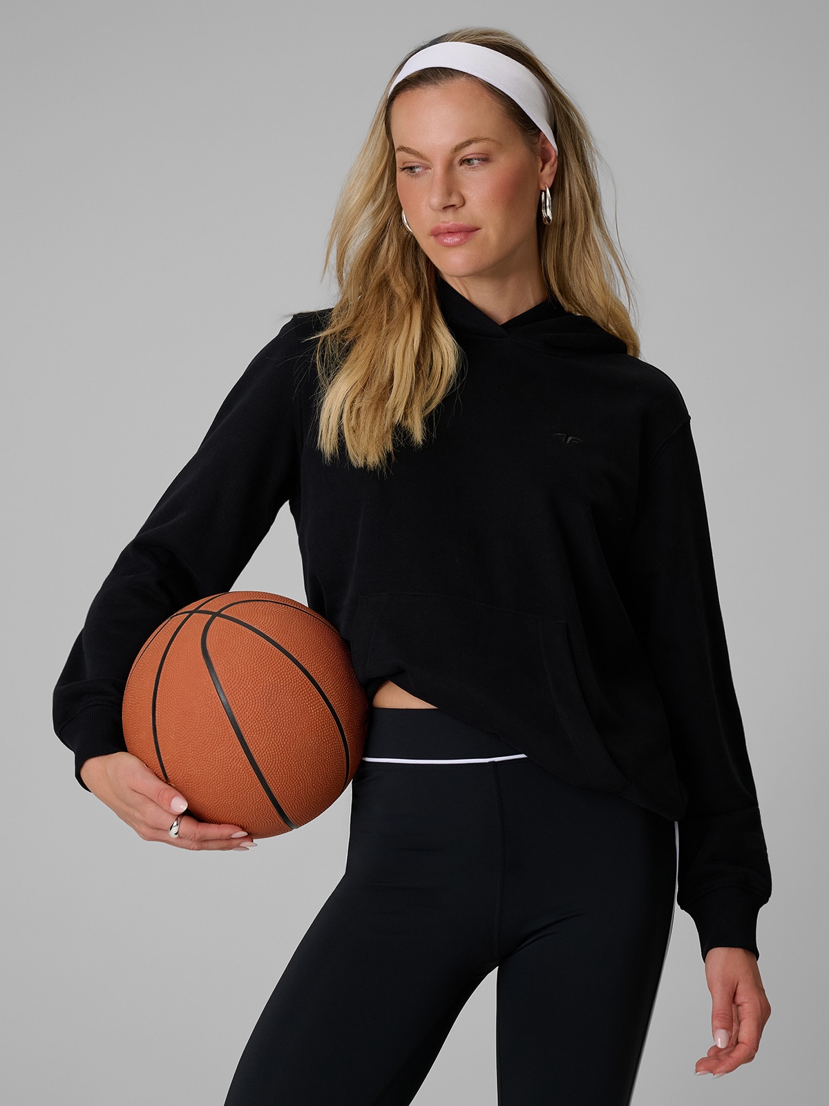 4F Bluza dresowa relaxed z kapturem damska - czarna XL