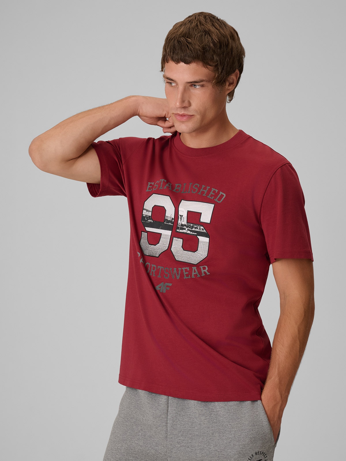 4F T-shirt regular z nadrukiem męski - czerwony XXL