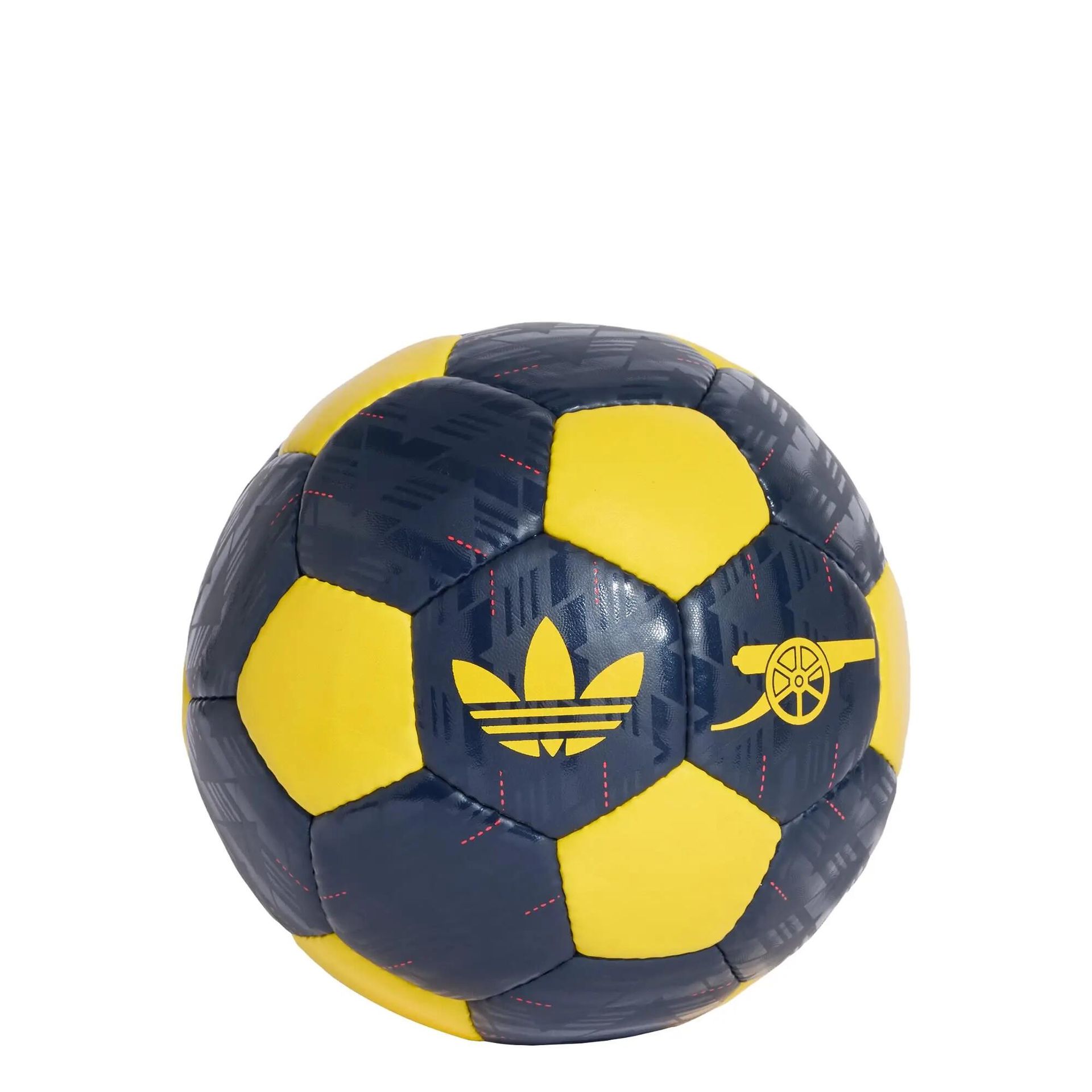 Piłka wyjazdowa Arsenal Club