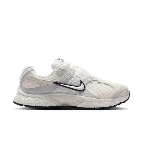 Buty do chodzenia damskie Nike V5 RNR4 Suede 2
