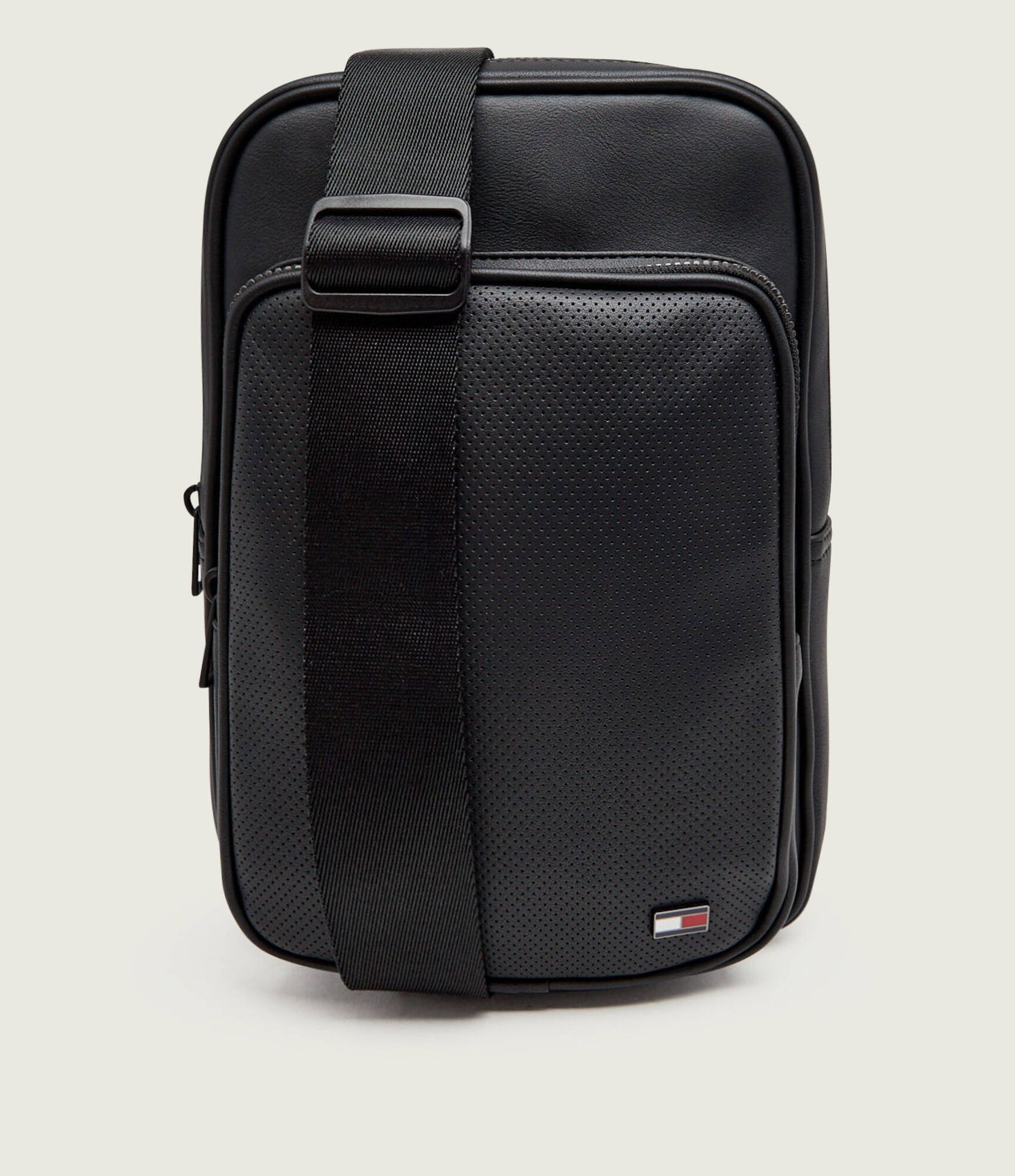 Tommy Hilfiger Reporterka Foundation