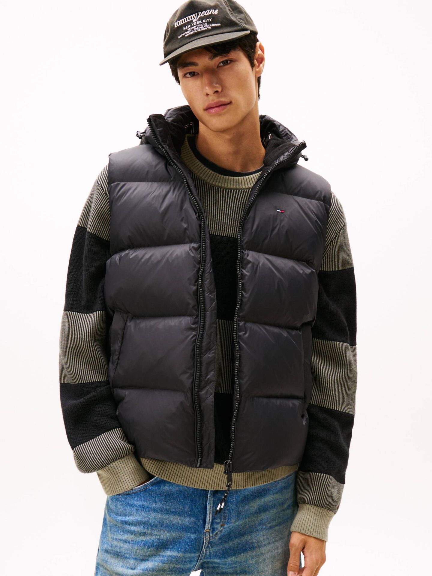 Tommy Jeans Puchowy bezrękawnik Regular Fit