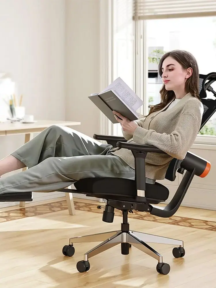 Krzesło ergonomiczne NEWTRAL MagicH-BPro z podnóżkiem, automatycznie adaptującym się zagłówkiem i podparciem dolnej części pleców, do pracy zdalnej i relaksu.