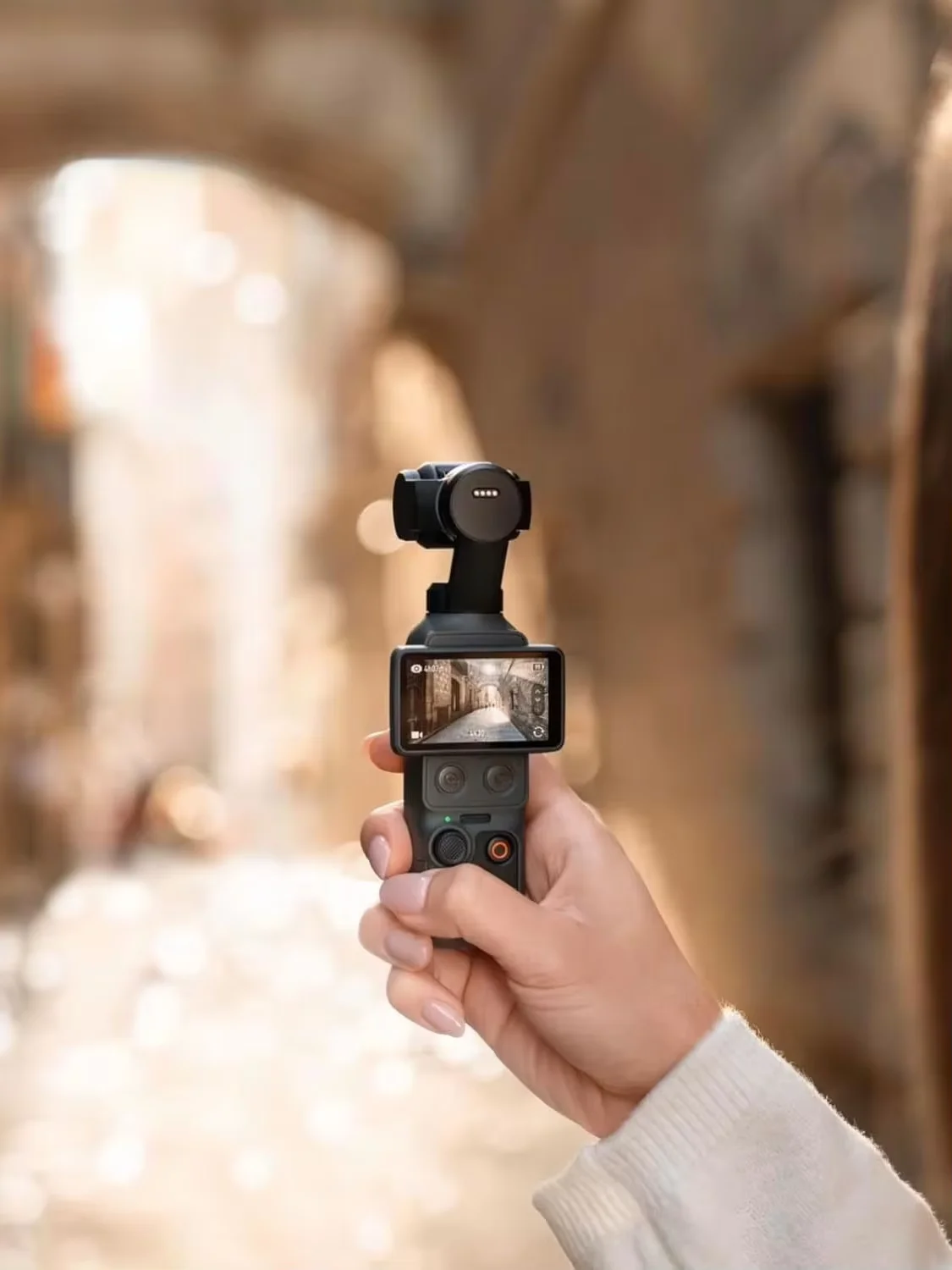Lokalna kamera DJI Osmo Pocket 4 z 1-calowym przetwornikiem CMOS, kieszonkowy gimbal, 14-stopowy zakres dynamiki, 10-bitowy D-Log, nowa funkcja ActiveTrack, Pocket 4