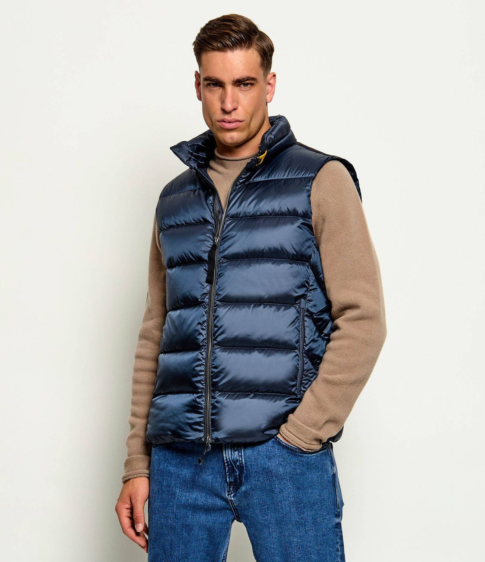 PARAJUMPERS Puchowy bezrękawnik Jeordie Regular Fit