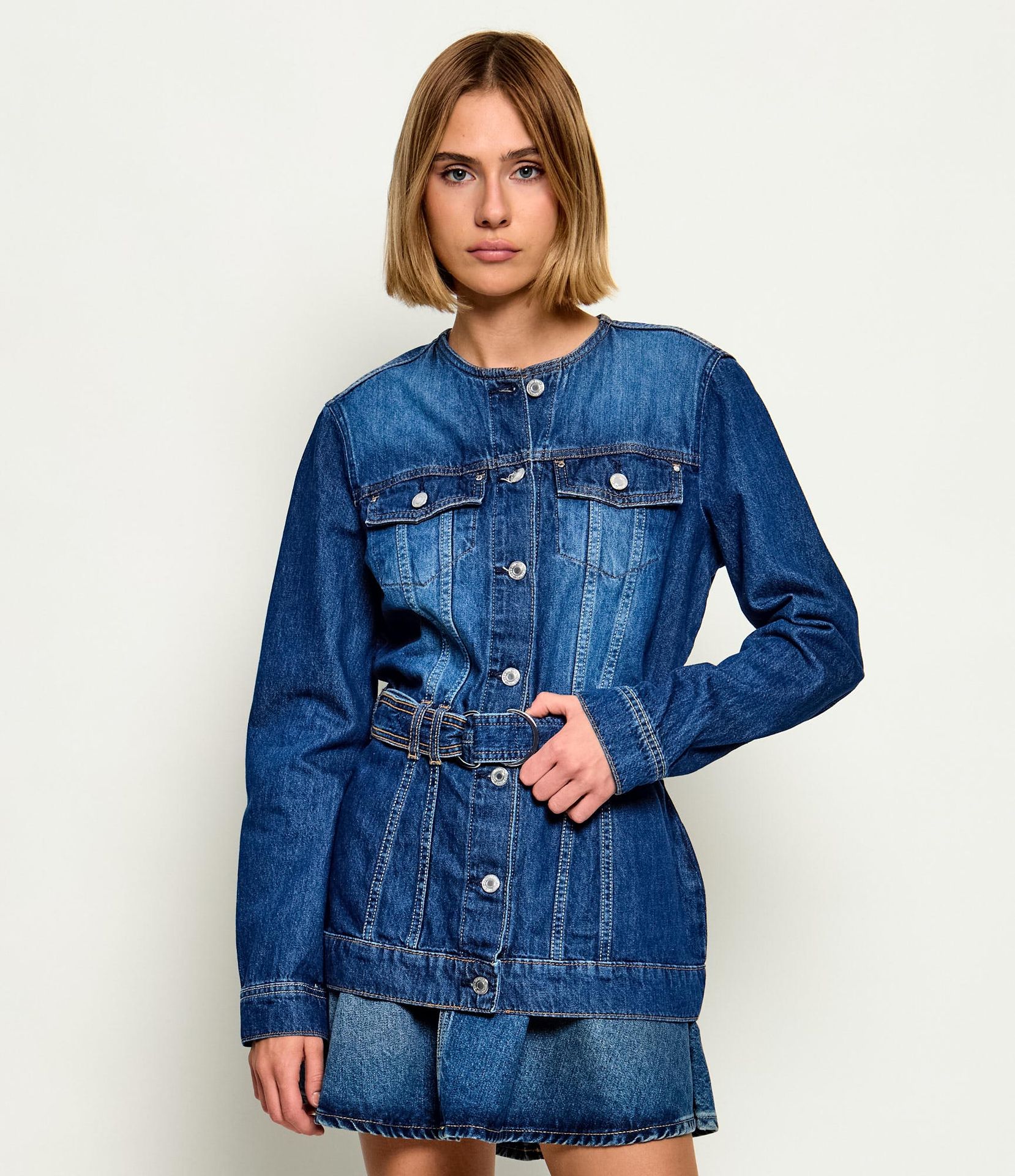 GUESS Jeansowa kurtka Yuna Regular Fit