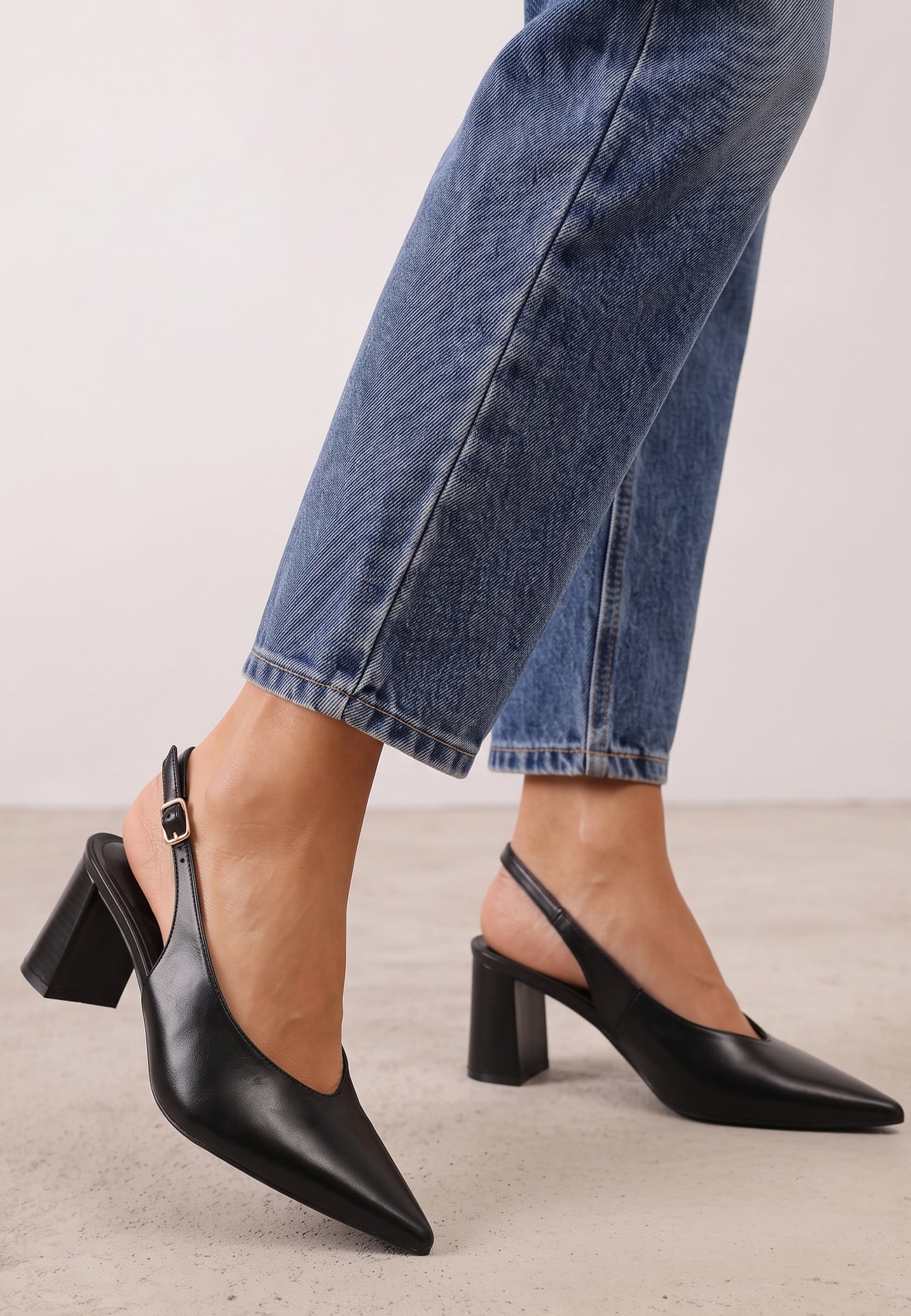 Czarne Klasyczne Czółenka Slingback na Słupku ze Szpiczastym Noskiem Dolmisa