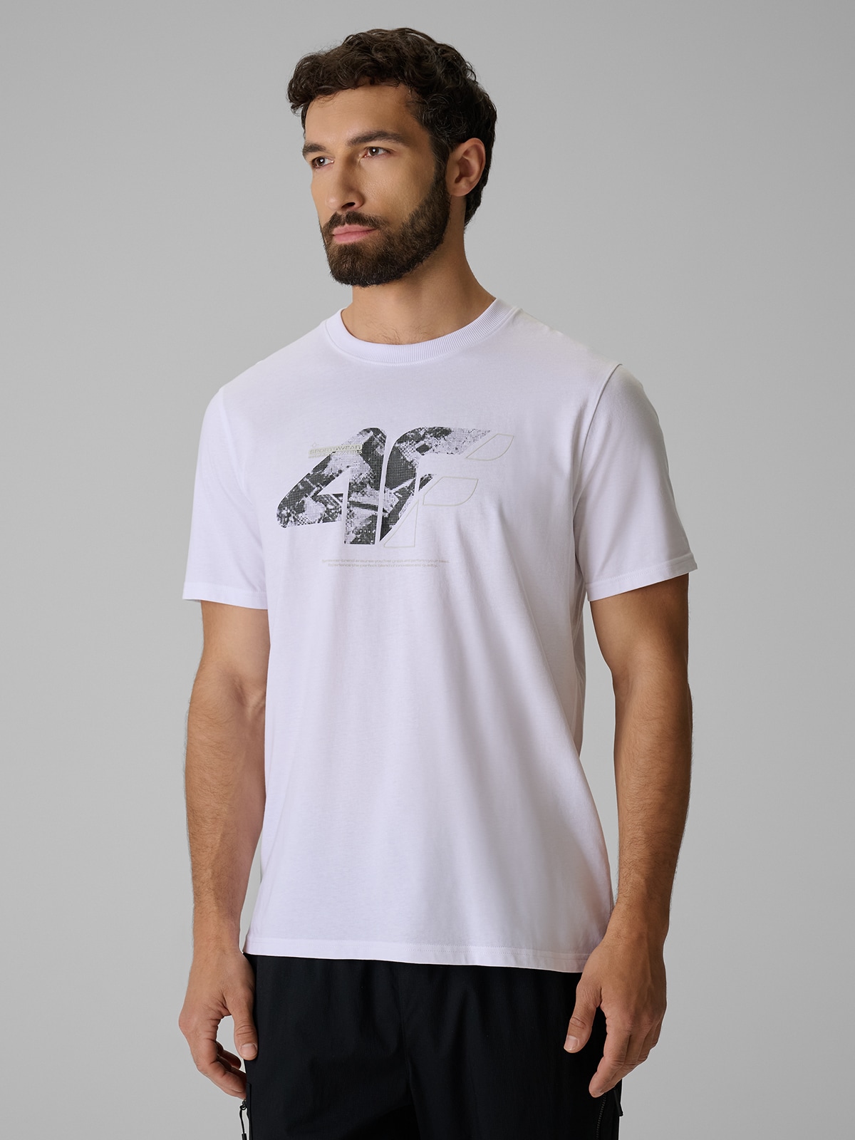 4F T-shirt regular z nadrukiem męski - biały XXL